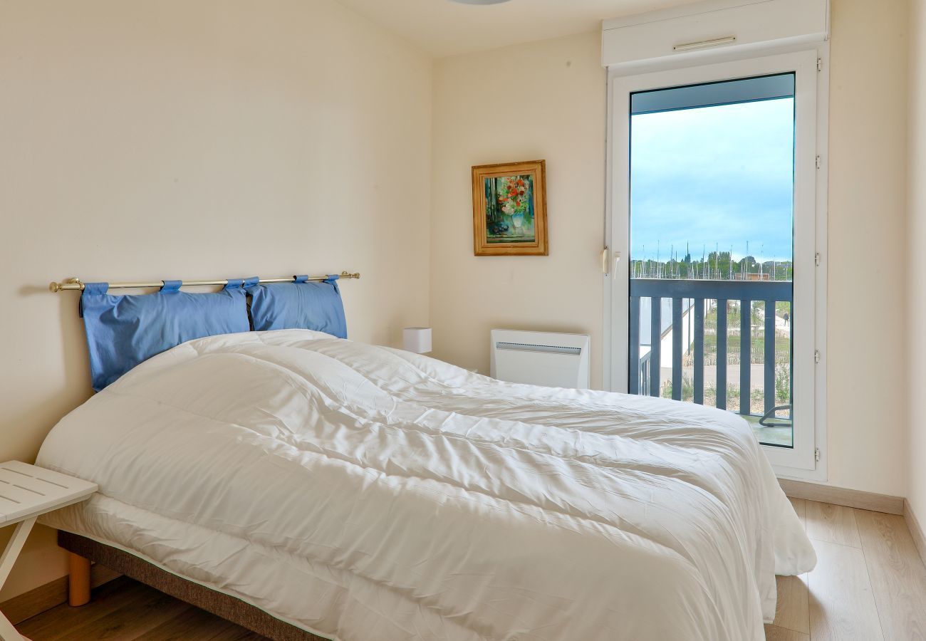 Ferienwohnung in Arzon - Port du Crouesty, Wohnung für 4 mit Pool