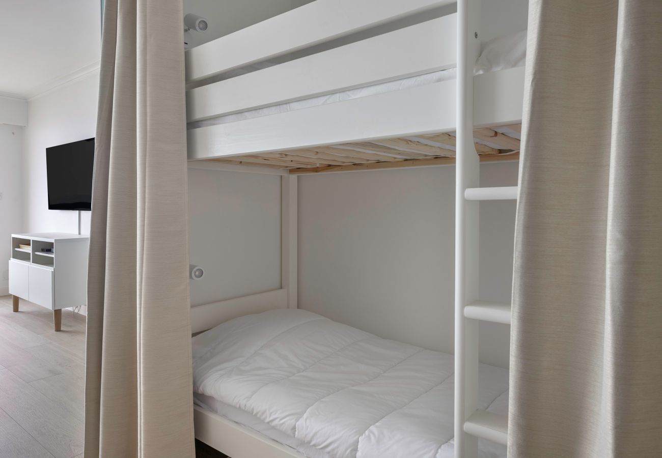 Ferienwohnung in La Baule-Escoublac -  Aufenthalt mit Meerblick für 4 bis 20 m vom Strand von La Baule entfernt