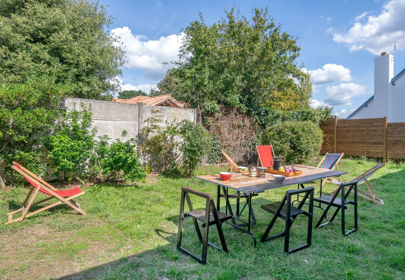 Ferienhaus in Mesquer -  300 m von den Stränden entfernt, Haus für 9 Erwachsene und 3 Kinder