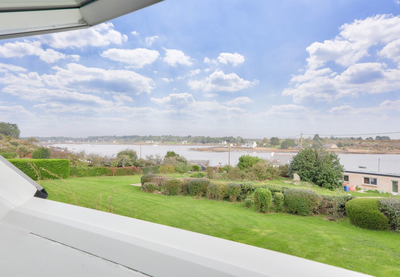 Ferienhaus in Saint-Philibert -  Großes Haus mit Flussblick für 8 Personen in St Philibert