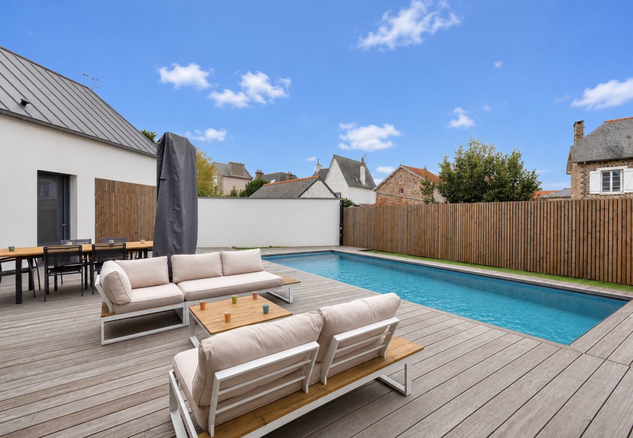 Ferienhaus in Pléneuf-Val-André - 800m vom Strand, neues Haus für 10, Pool