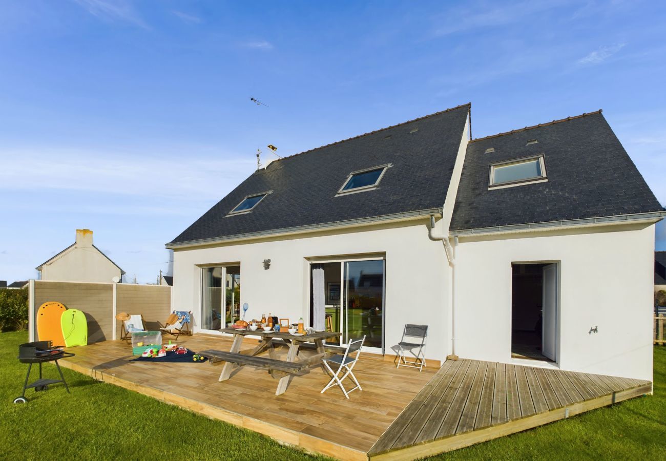 Ferienhaus in Penmarch - 300m von der wilden Küste, Familienhaus für 8