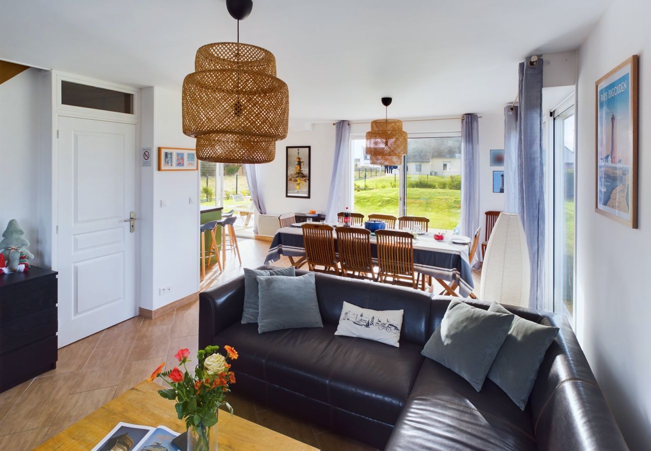 Ferienhaus in Penmarch - 300m von der wilden Küste, Familienhaus für 8