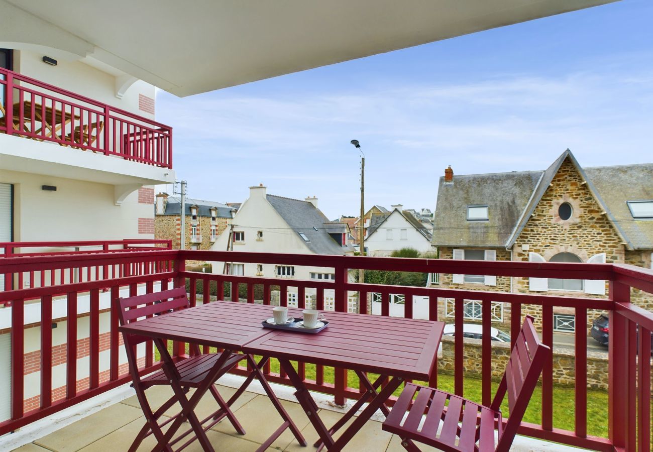 Ferienwohnung in Pléneuf-Val-André - 45m vom Strand - Meerblick - Wohnung für 4 Pers.
