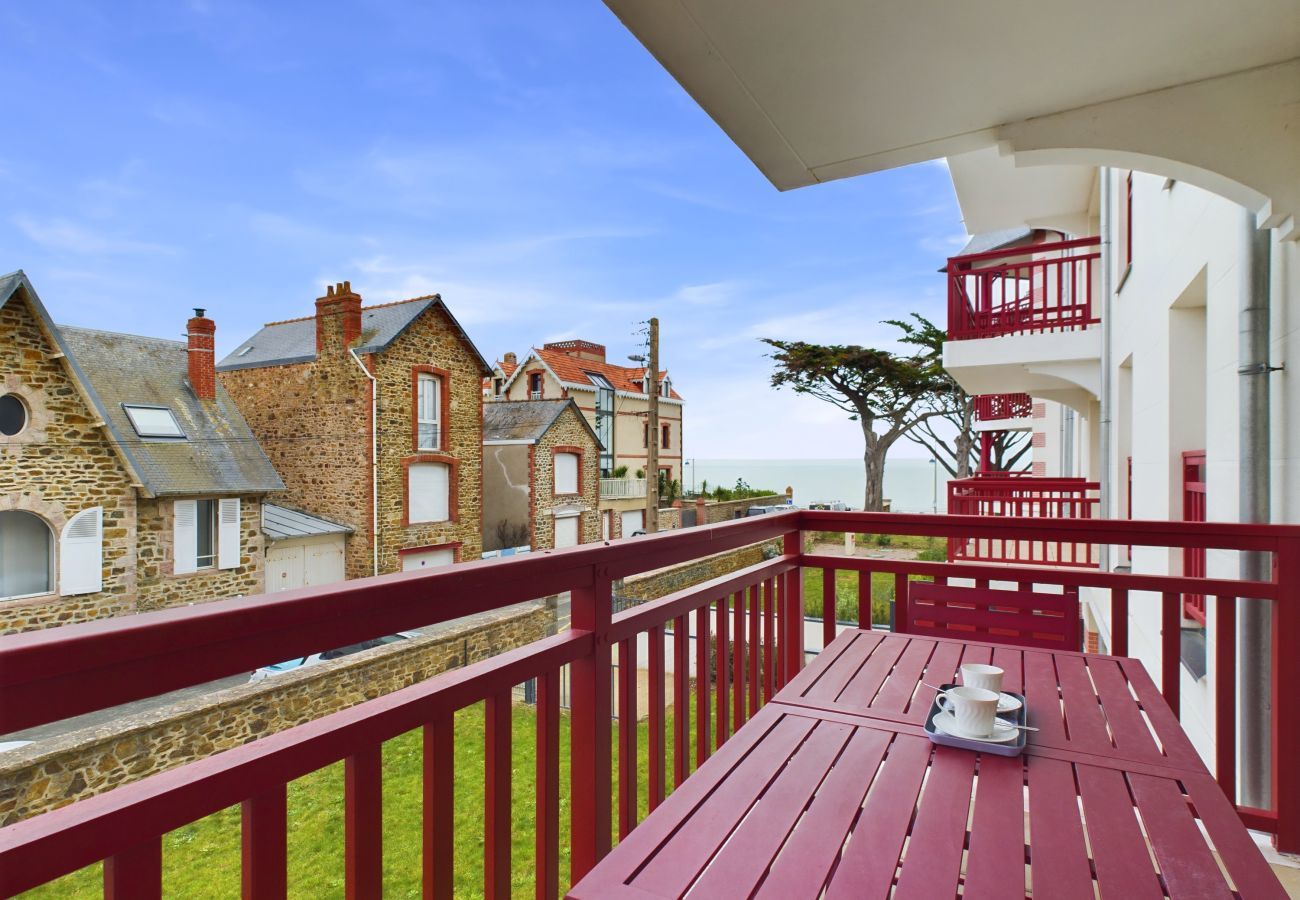 Ferienwohnung in Pléneuf-Val-André - 45m vom Strand - Meerblick - Wohnung für 4 Pers.