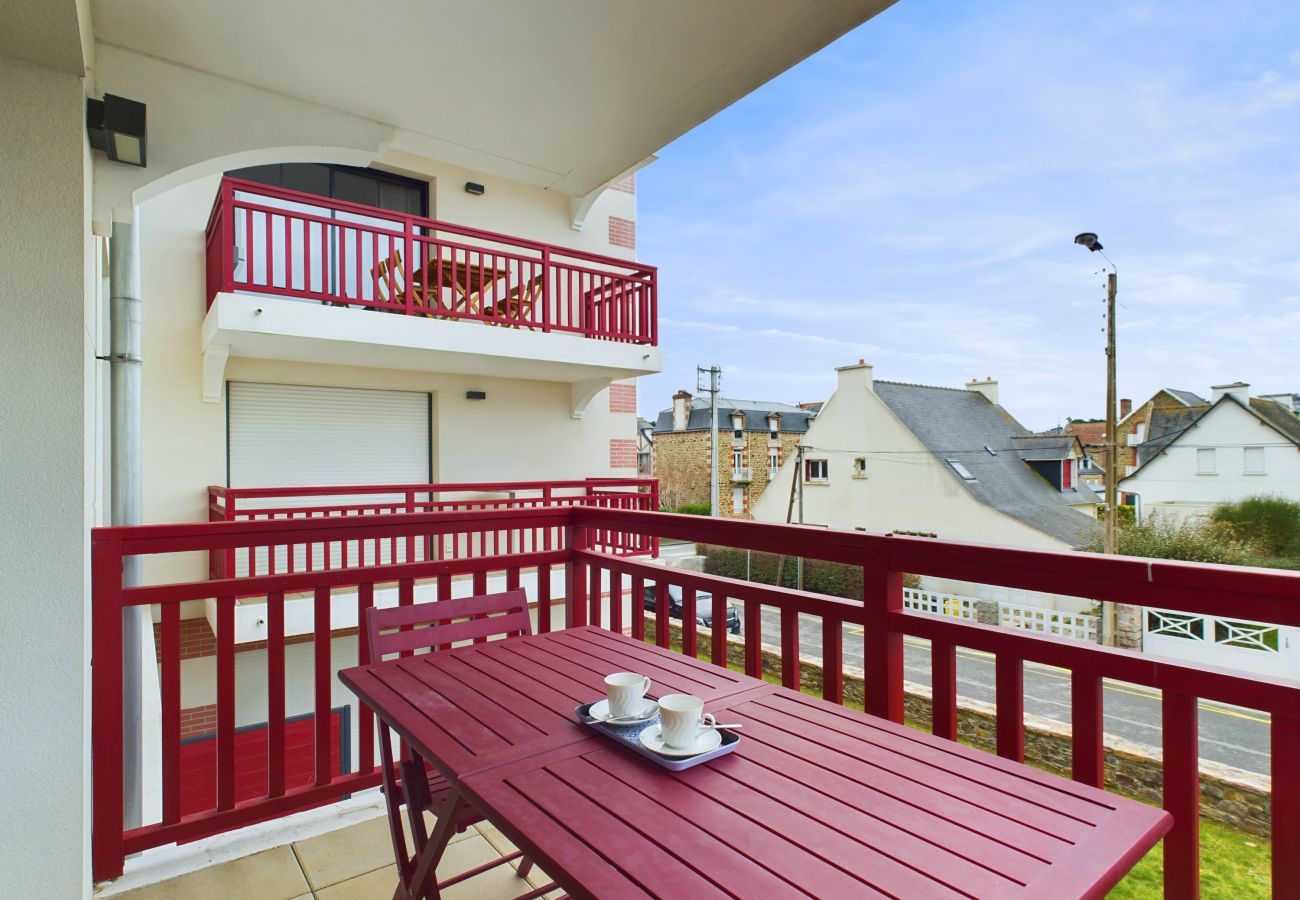 Ferienwohnung in Pléneuf-Val-André - 45m vom Strand - Meerblick - Wohnung für 4 Pers.