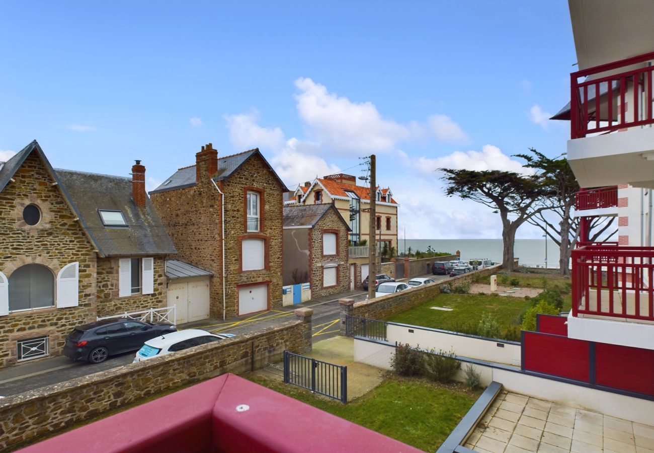 Ferienwohnung in Pléneuf-Val-André - 45m vom Strand - Meerblick - Wohnung für 4 Pers.
