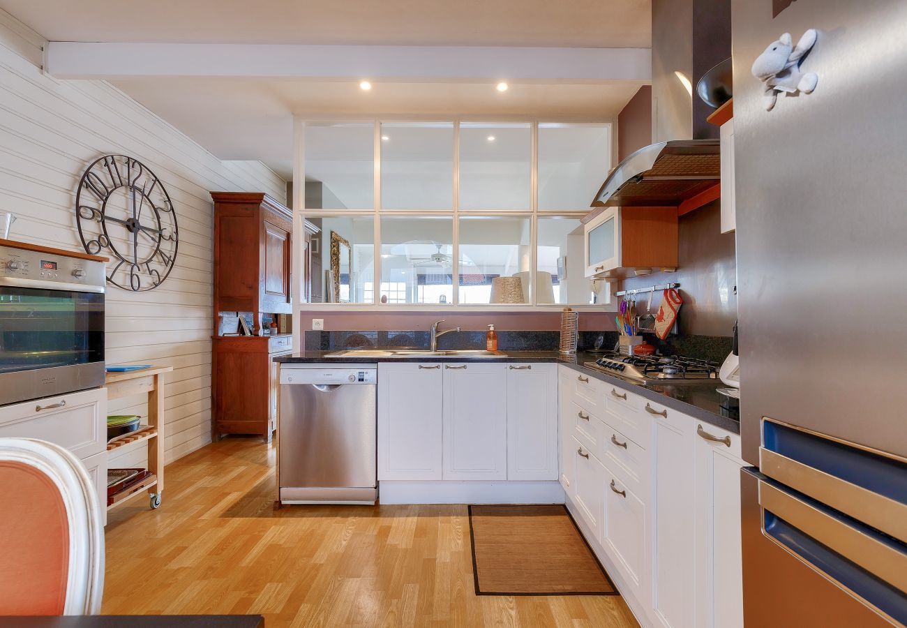 Ferienhaus in Les Sables-d´Olonne -  400 m vom Strand- Haus für 8 Personen mit pool