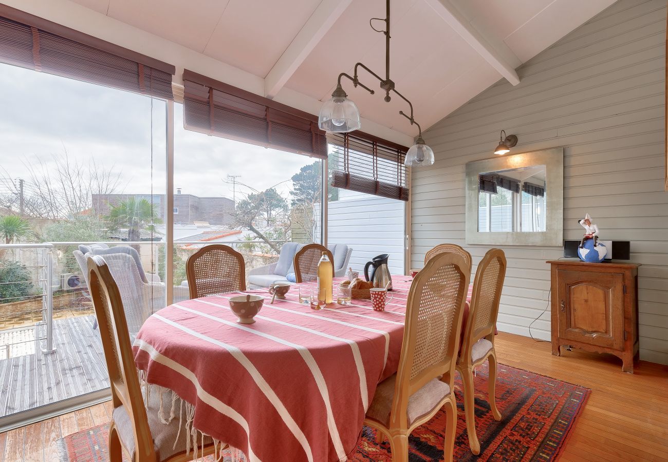 Ferienhaus in Les Sables-d´Olonne -  400 m vom Strand- Haus für 8 Personen mit pool