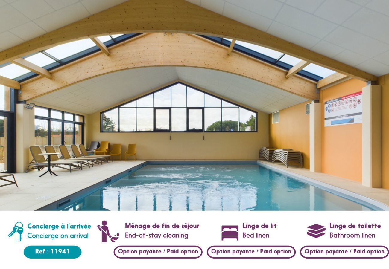 Chalet in Saint-Gilles-Croix-de-Vie - Les Voiles Blanches, Chalet mit Pool für 8 Personen