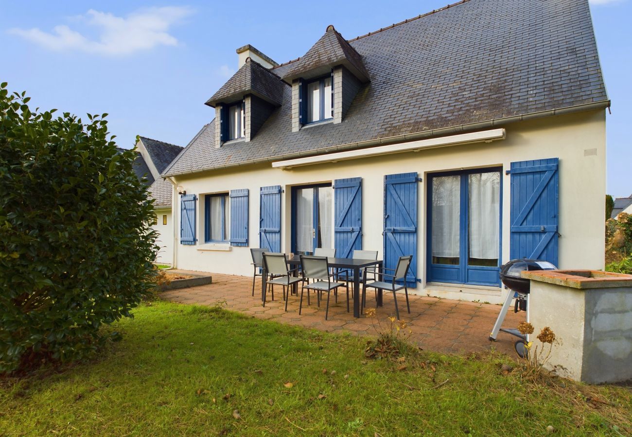 Ferienhaus in Fouesnant - Großes Familienhaus 10 Minuten vom Strand entfernt