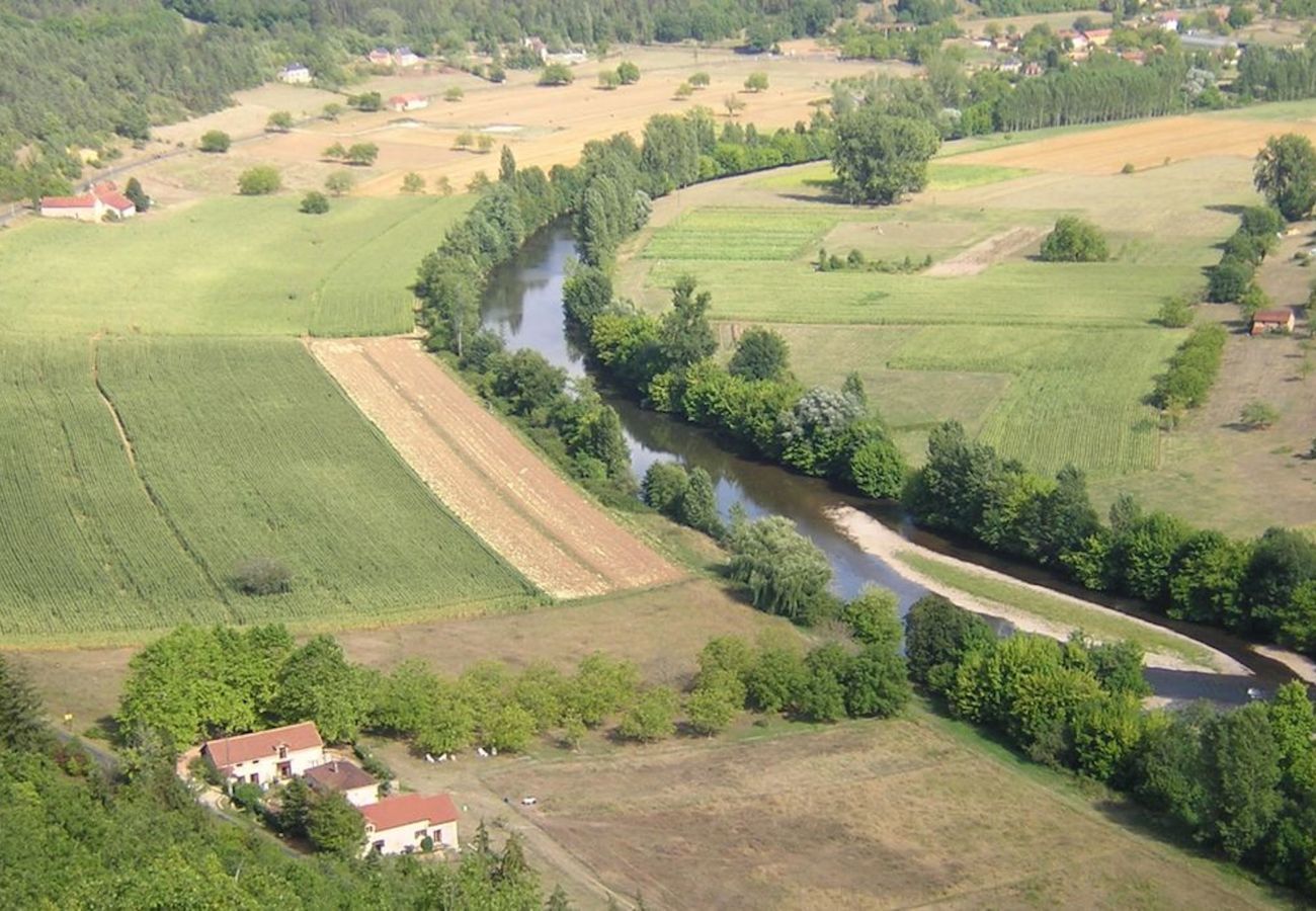Ferienhaus in Peyzac-le-Moustier - Haus mit großem Garten inmitten der Natur