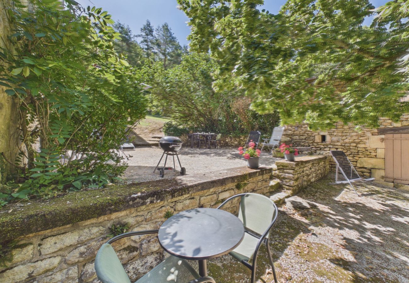 Ferienhaus in Peyzac-le-Moustier - Haus mit großem Garten inmitten der Natur