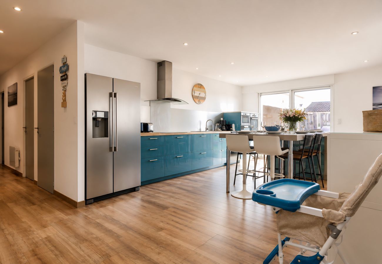 Ferienhaus in La Guérinière - 300m von Stränden - Haus mit Garten für 12