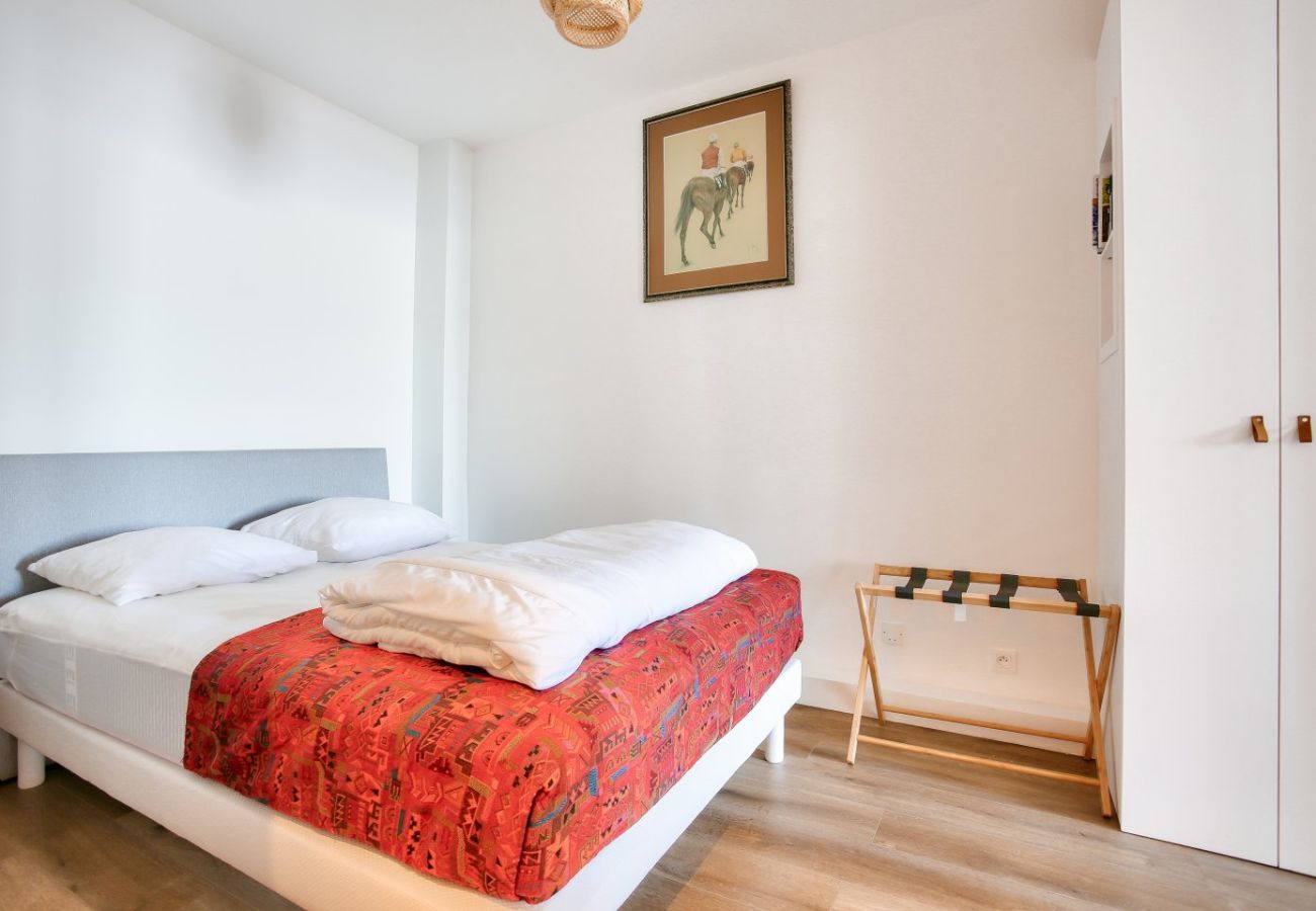 Ferienwohnung in Dinard - Modernes Apartment mit Meerblick für 4 Personen