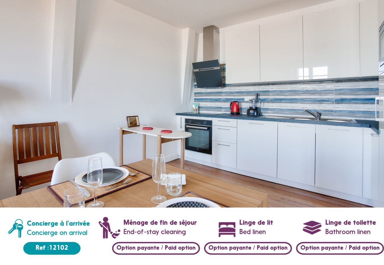 Ferienwohnung in Dinard - Modernes Apartment mit Meerblick für 4 Personen