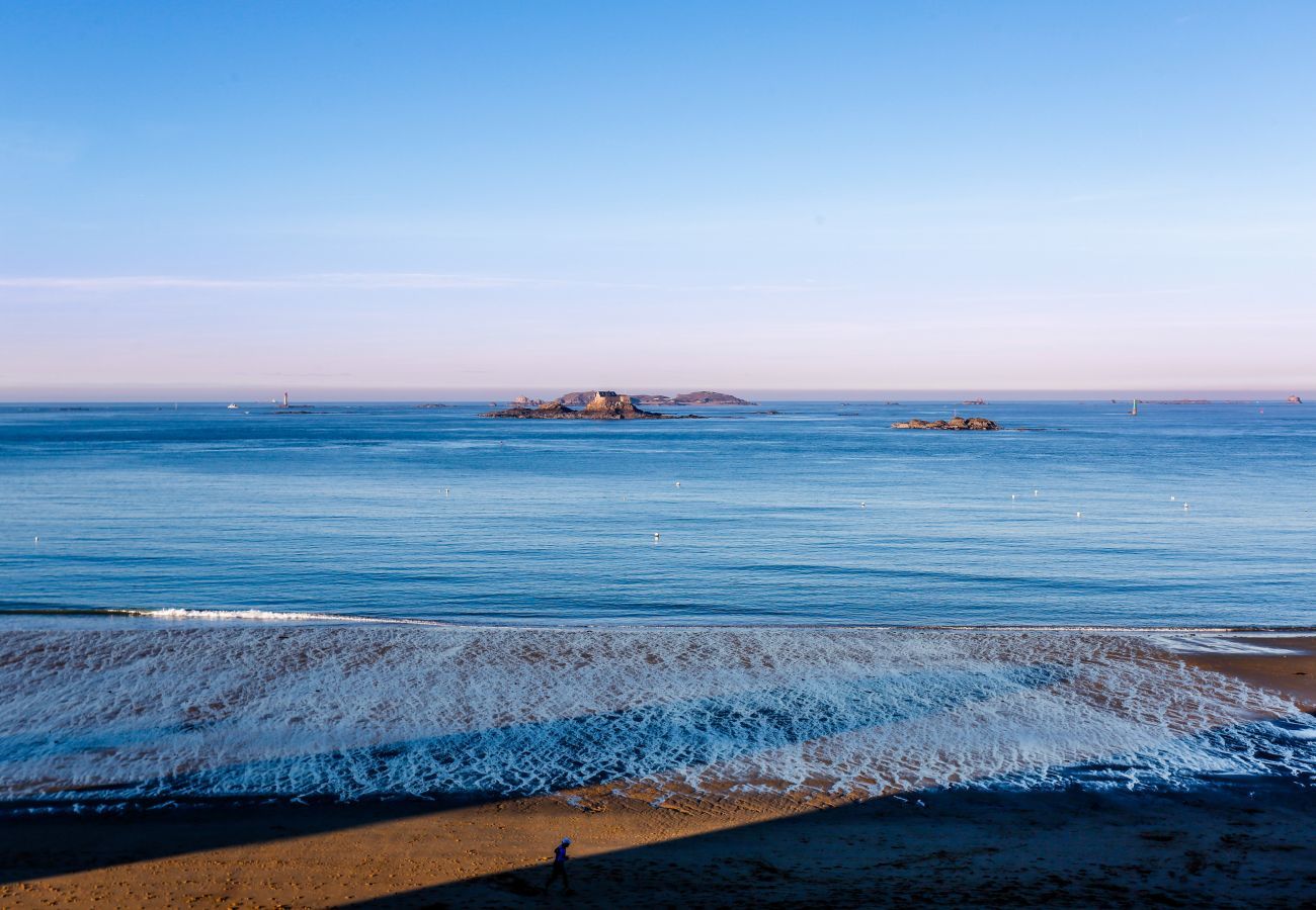 Ferienwohnung in Dinard - Apartment mit Balkon mit Meerblick, für 4 Personen