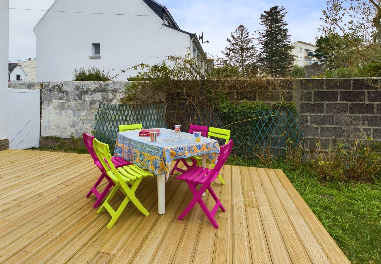 Ferienhaus in Concarneau - 110 m vom Strand entfernt, Haus für 6 Personen