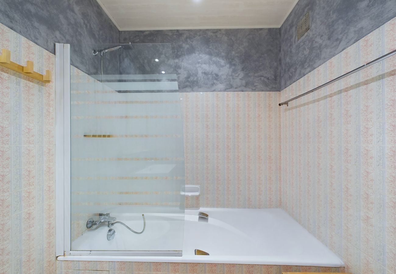 Ferienwohnung in Saint-Gilles-Croix-de-Vie - Meerblick – Apartment für 8 Personen in St. Gilles