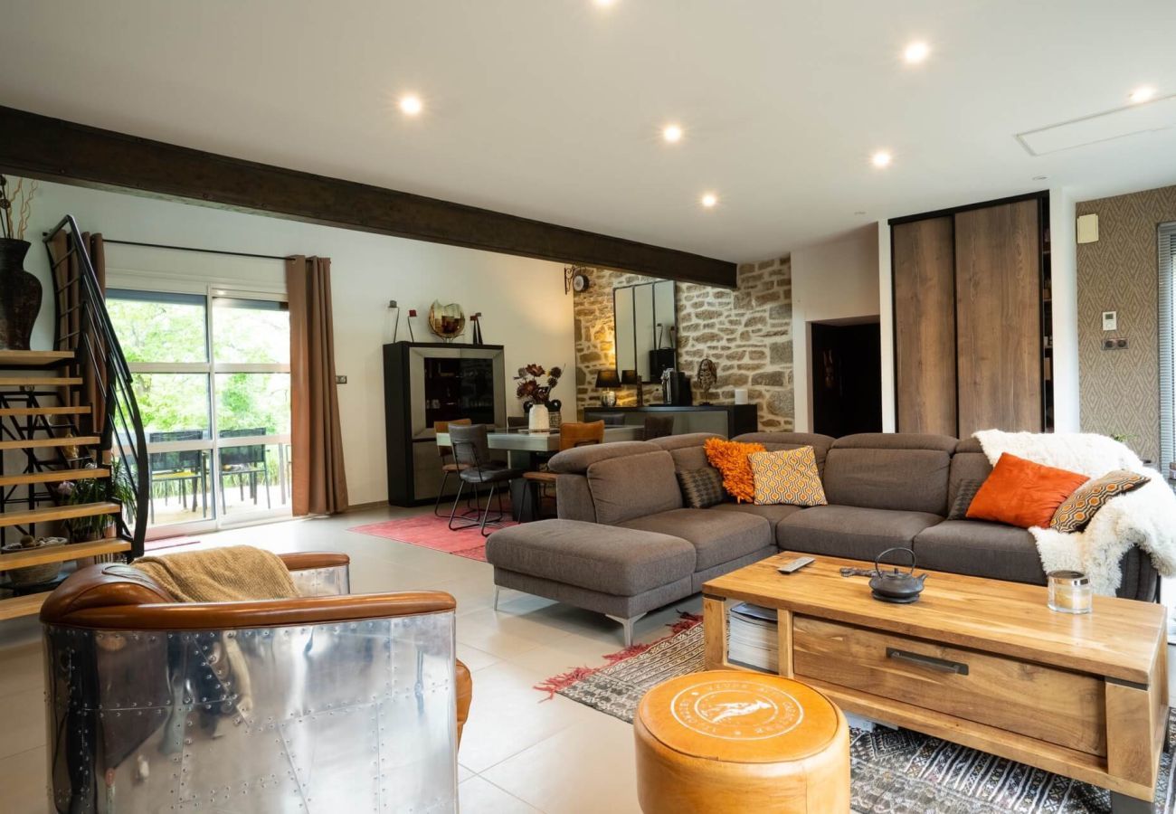 Villa in Guissény - Villa Ty Amor– Großem Garten und Whirlpool für 9