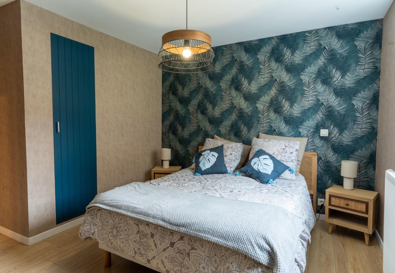 Villa in Guissény - Villa Ty Amor– Großem Garten und Whirlpool für 9