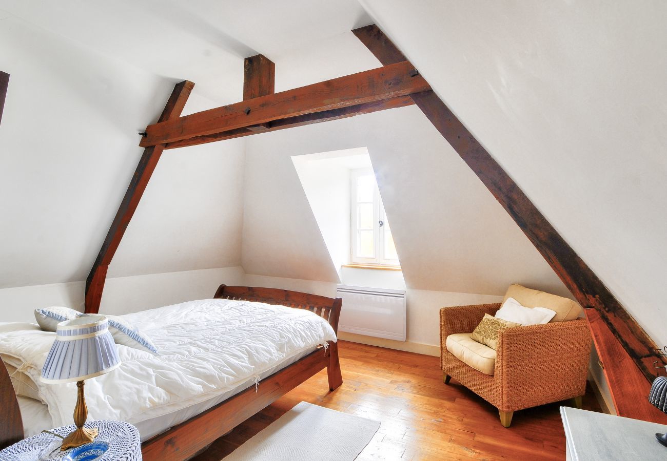 Ferienhaus in Saint-Léon-sur-Vézère - Steinhaus am Fuße der Vézère, für 6 Personen