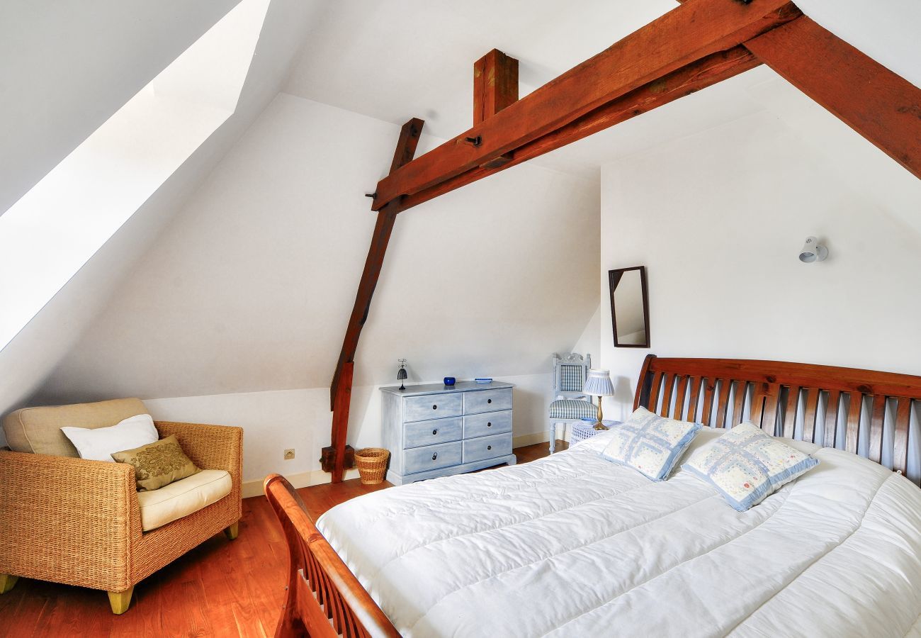 Ferienhaus in Saint-Léon-sur-Vézère - Steinhaus am Fuße der Vézère, für 6 Personen