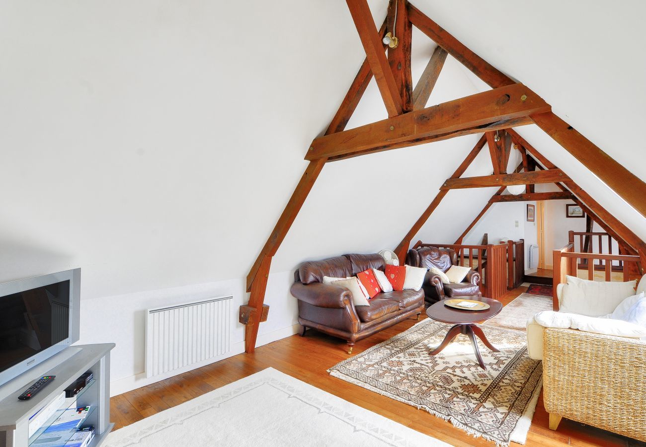 Ferienhaus in Saint-Léon-sur-Vézère - Steinhaus am Fuße der Vézère, für 6 Personen