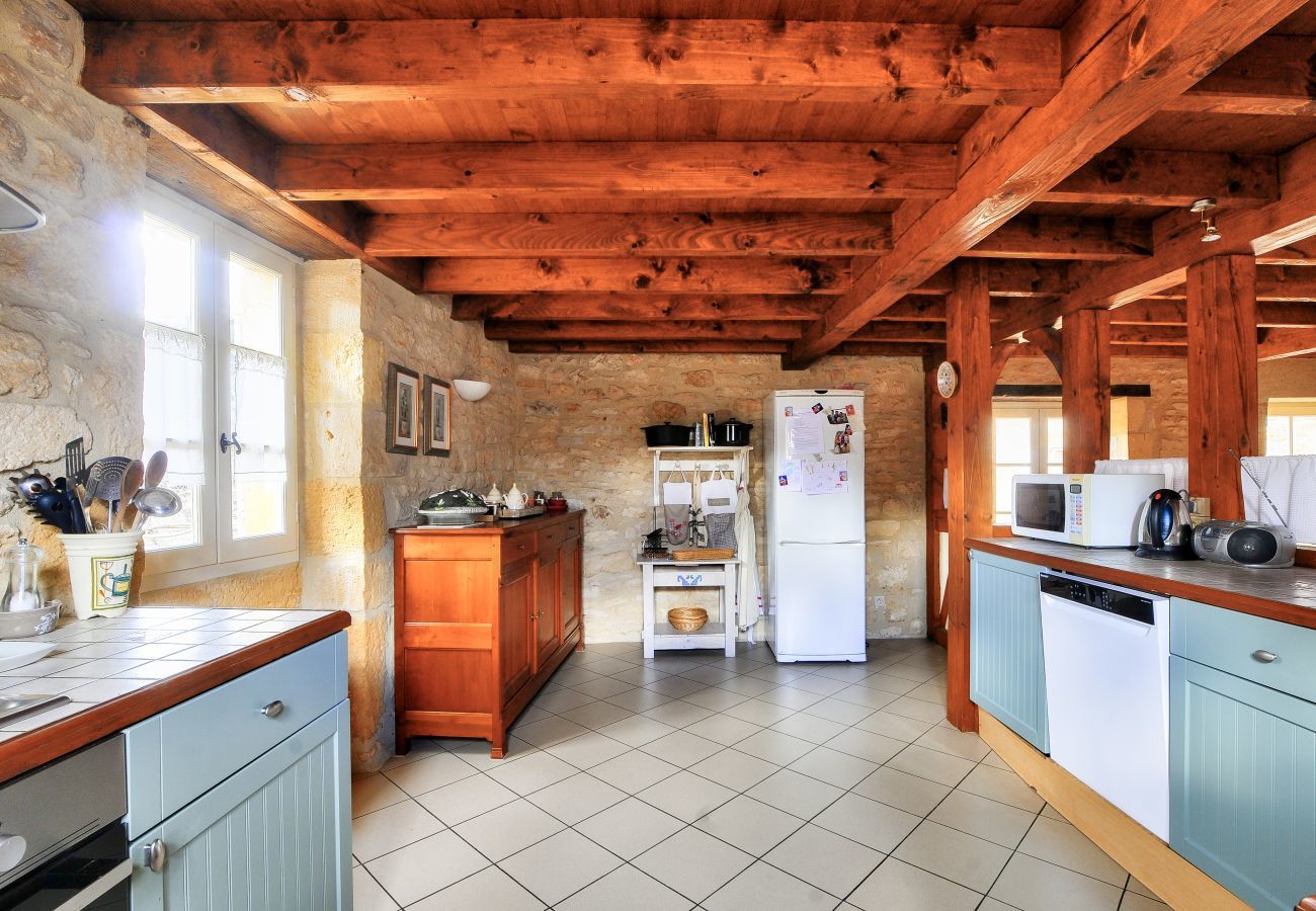 Ferienhaus in Saint-Léon-sur-Vézère - Steinhaus am Fuße der Vézère, für 6 Personen