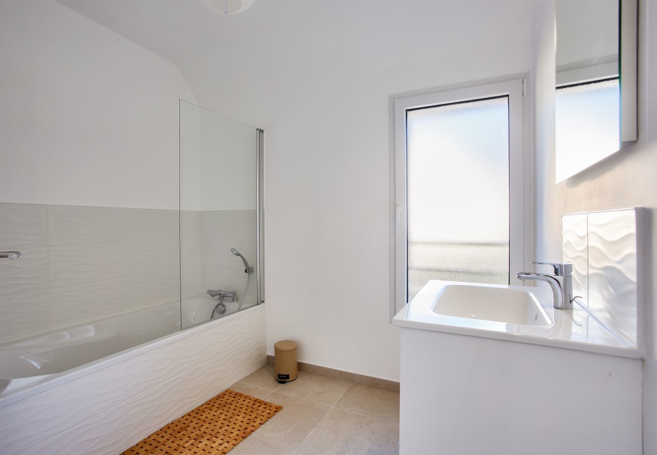 Ferienhaus in Saint-Briac-sur-Mer - Helles Haus für 8 Personen mit großem Garten