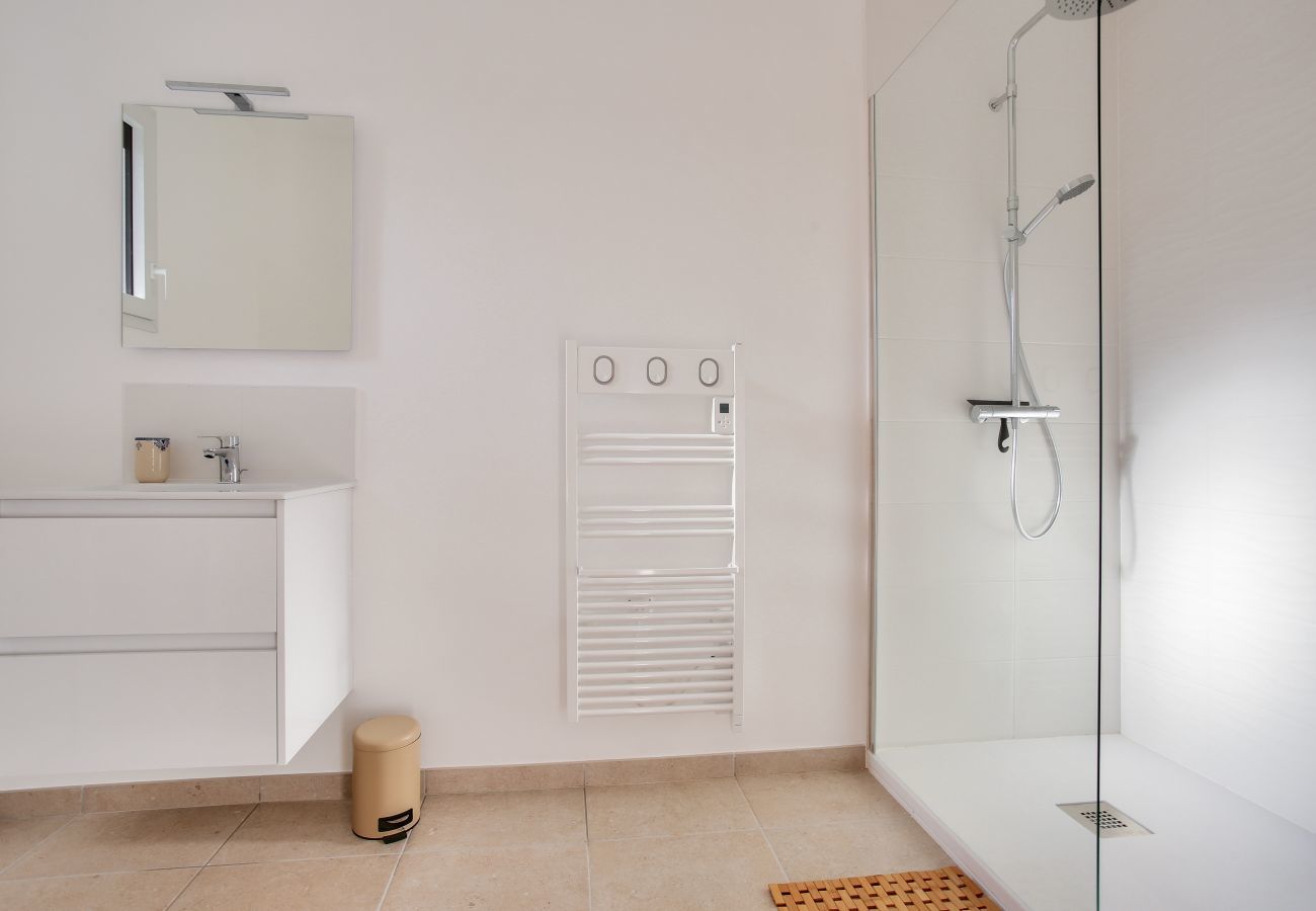 Ferienhaus in Saint-Briac-sur-Mer - Helles Haus für 8 Personen mit großem Garten