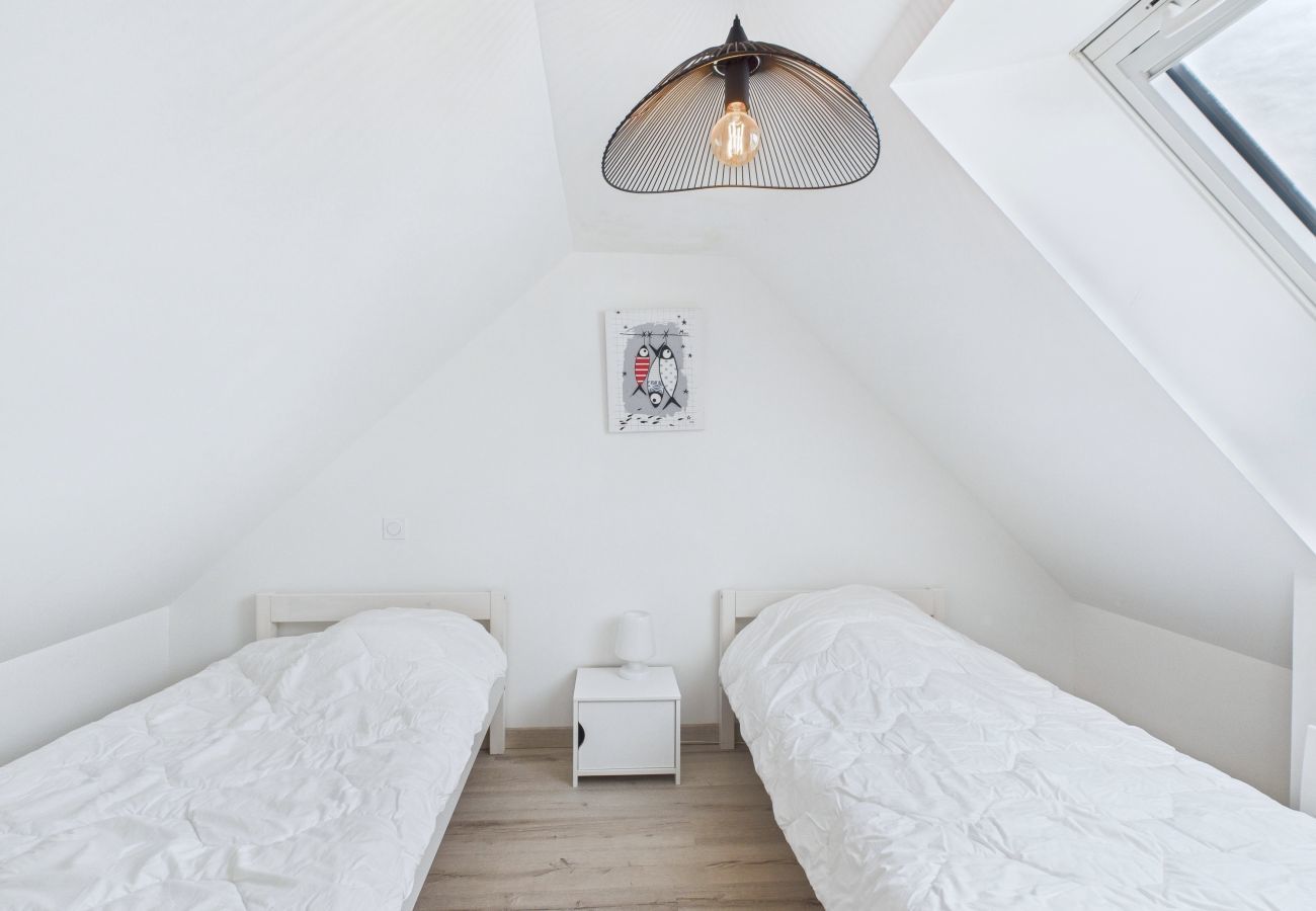 Ferienhaus in Plouguerneau - Landhaus mit großem Garten für 8 Personen