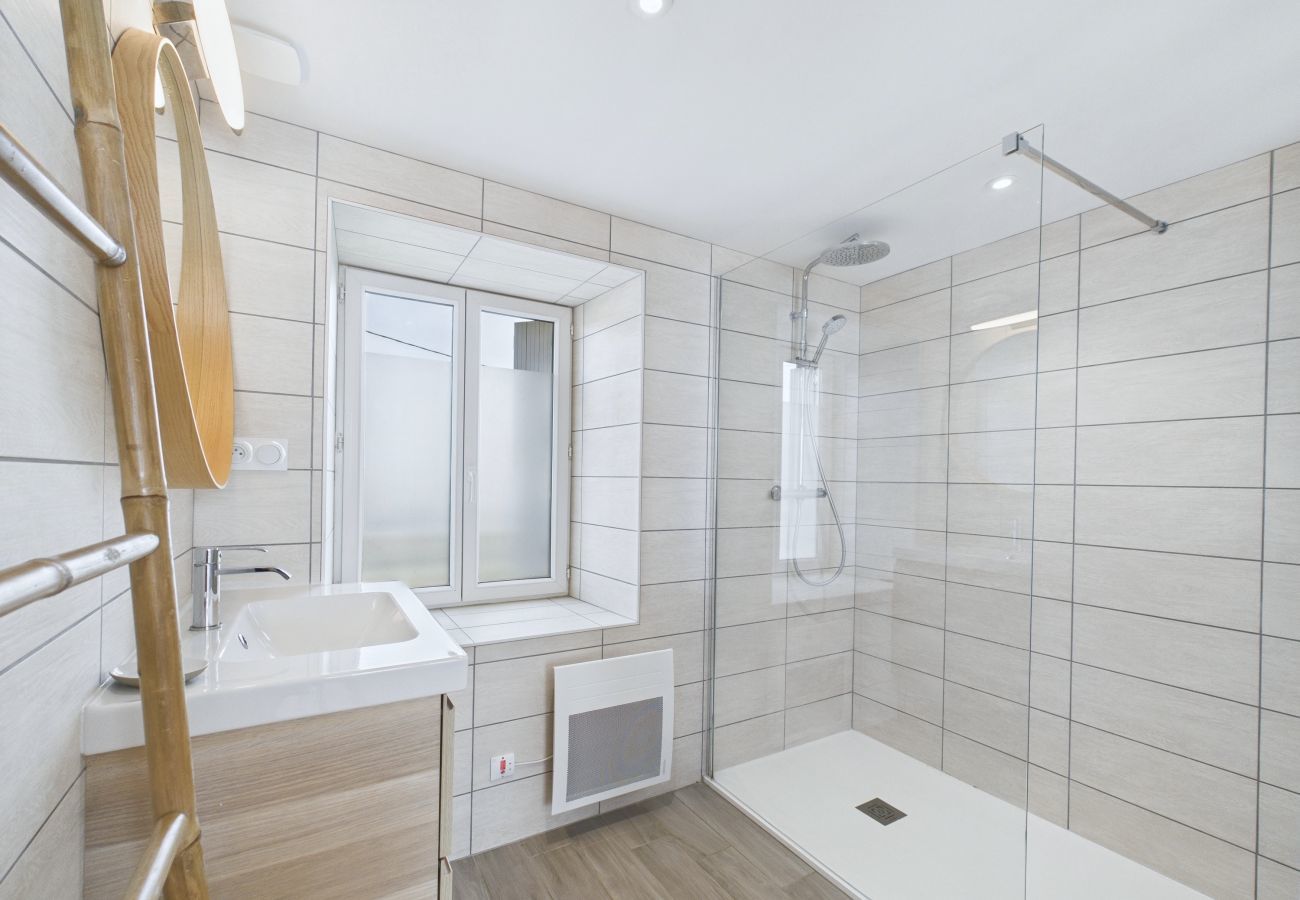 Ferienhaus in Plouguerneau - Landhaus mit großem Garten für 8 Personen