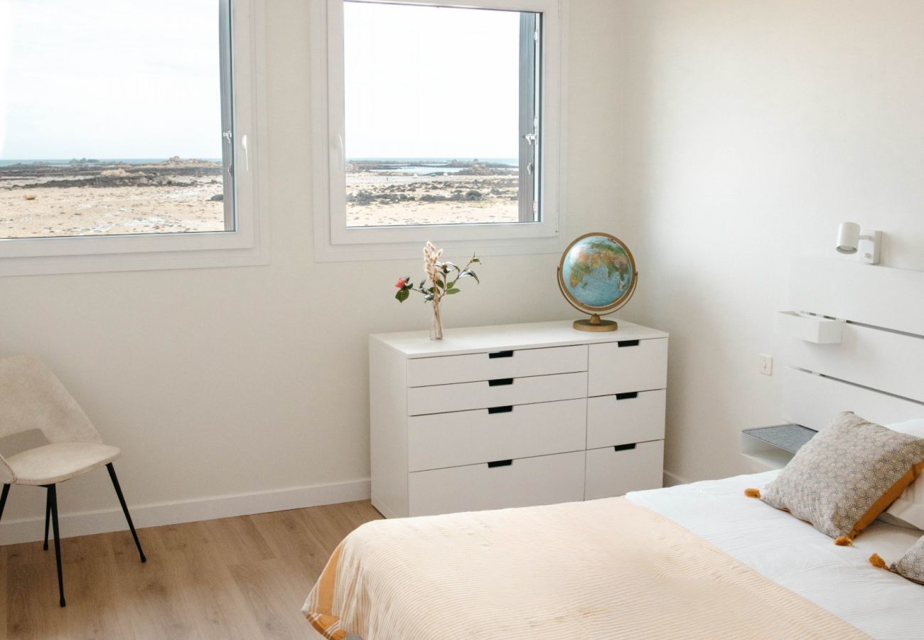 Ferienhaus in Plouguerneau - Schönes Haus für 8 Personen am Strand von Kervenni