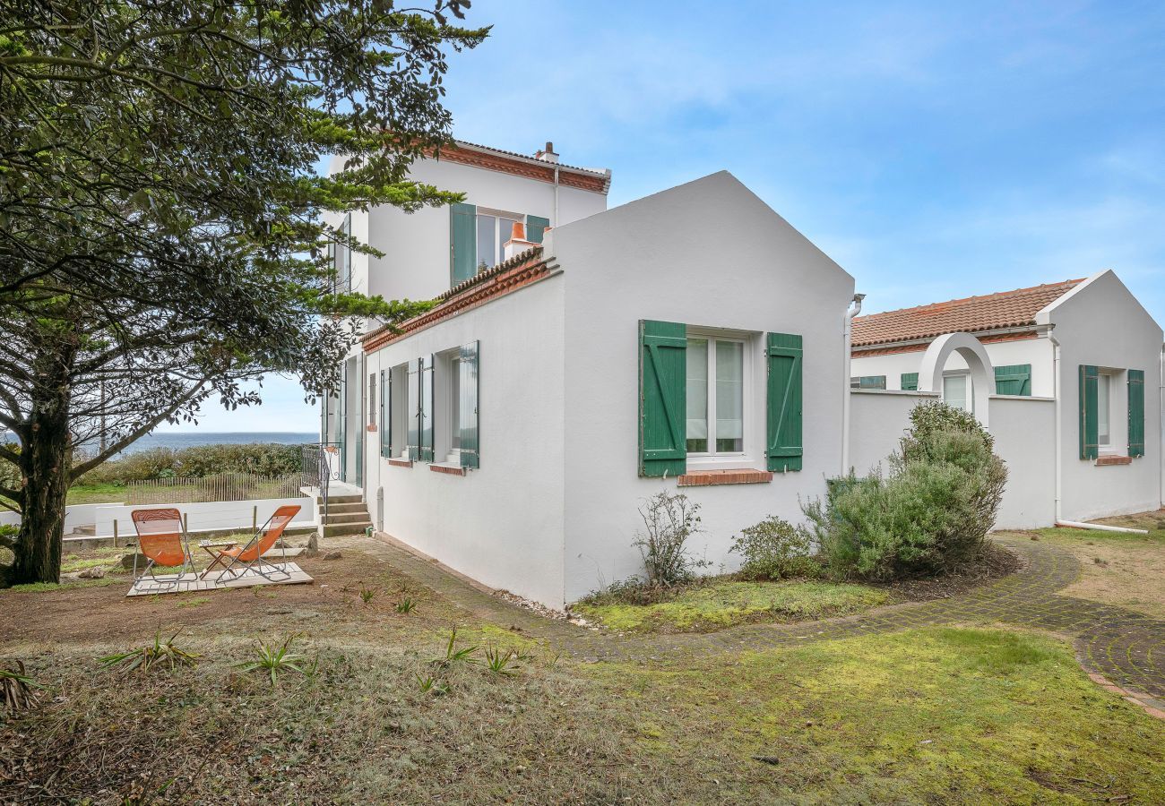 Ferienhaus in Saint-Michel-Chef-Chef - Familienvilla mit Meer - Strandblick für 12 Personen