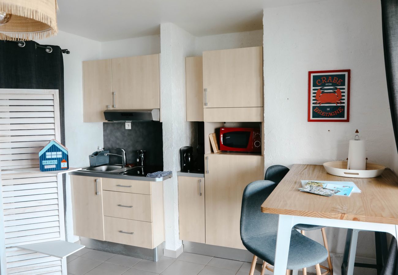 Ferienwohnung in Plouguerneau - Terrasse mit Meerblick für 2 in Plouguerneau
