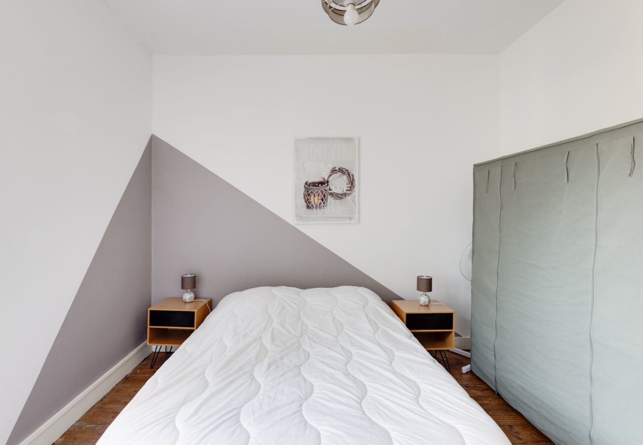 Ferienhaus in Montignac - Modernes Steinhaus mit Terrasse für 6 Personen