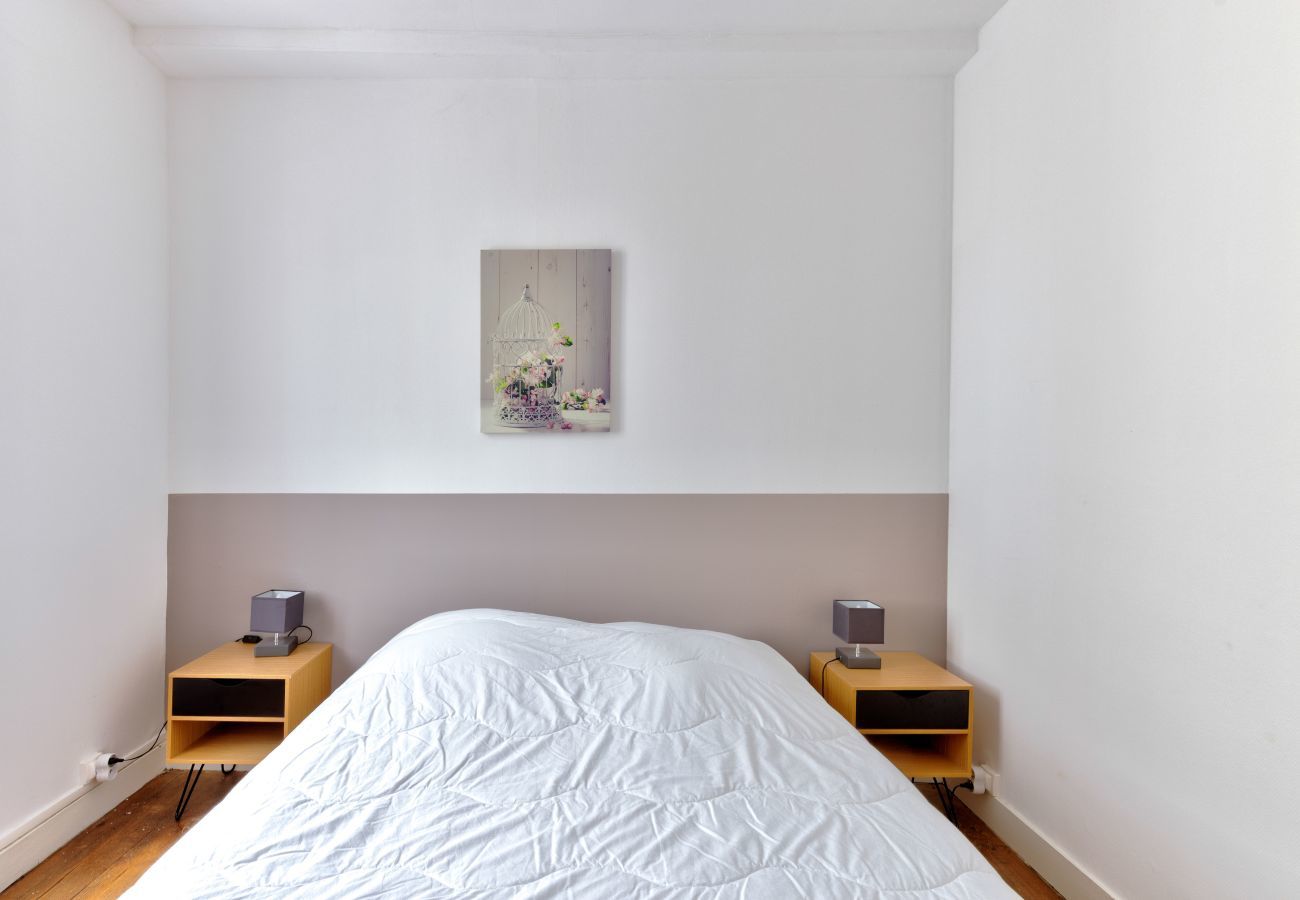 Ferienhaus in Montignac - Modernes Steinhaus mit Terrasse für 6 Personen