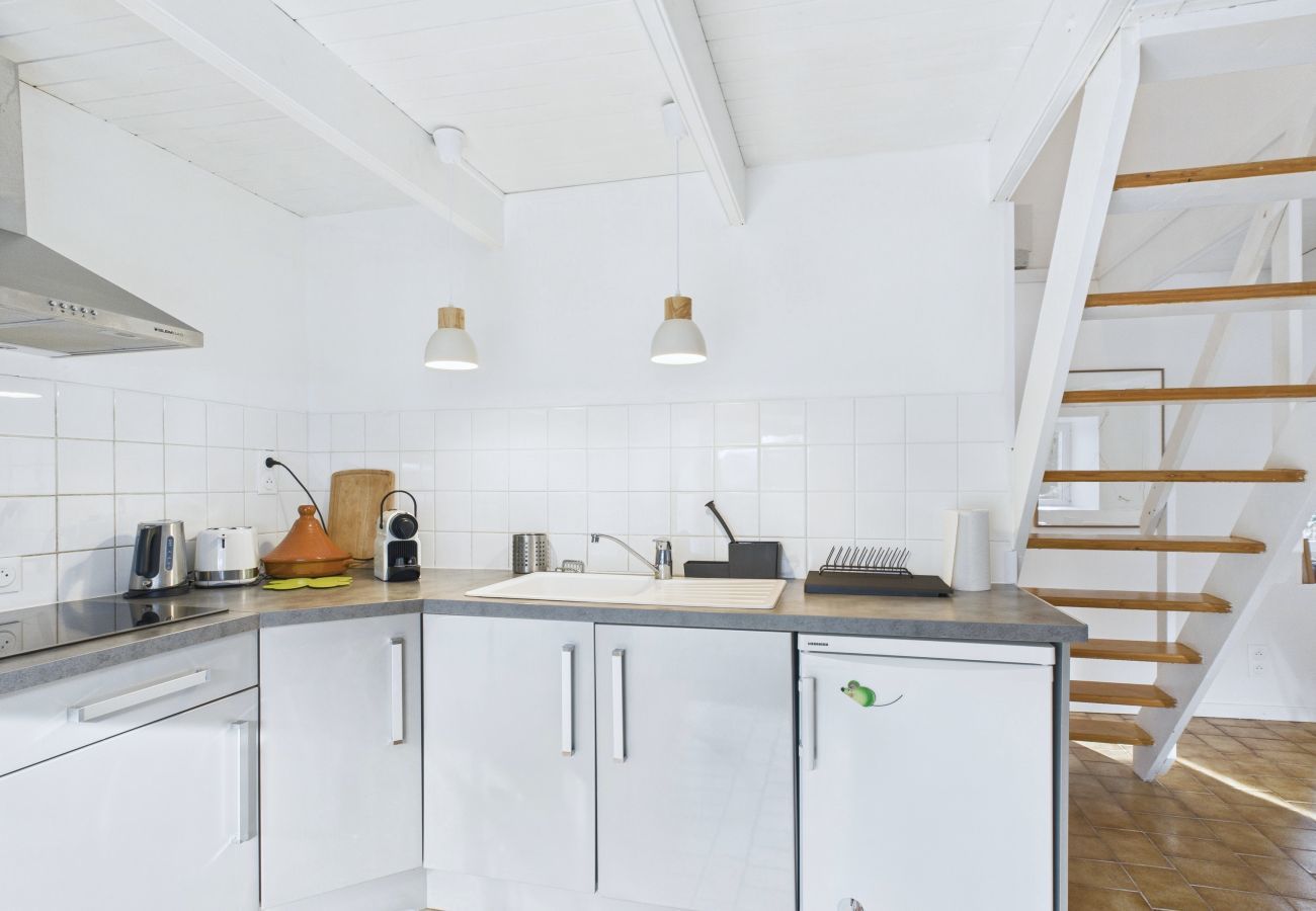 Ferienhaus in Plouguerneau - Steinhaus mit großem Garten für 4 Personen