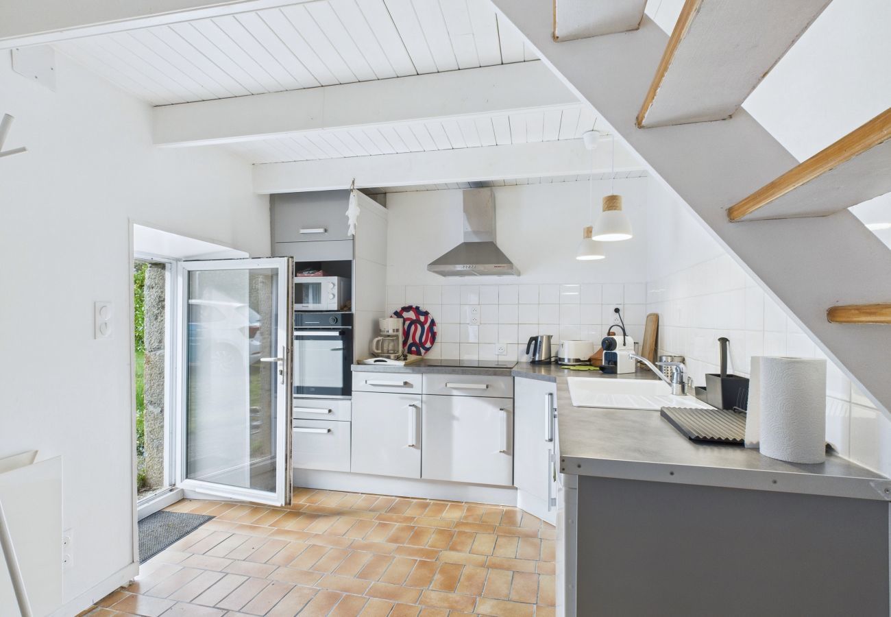 Ferienhaus in Plouguerneau - Steinhaus mit großem Garten für 4 Personen