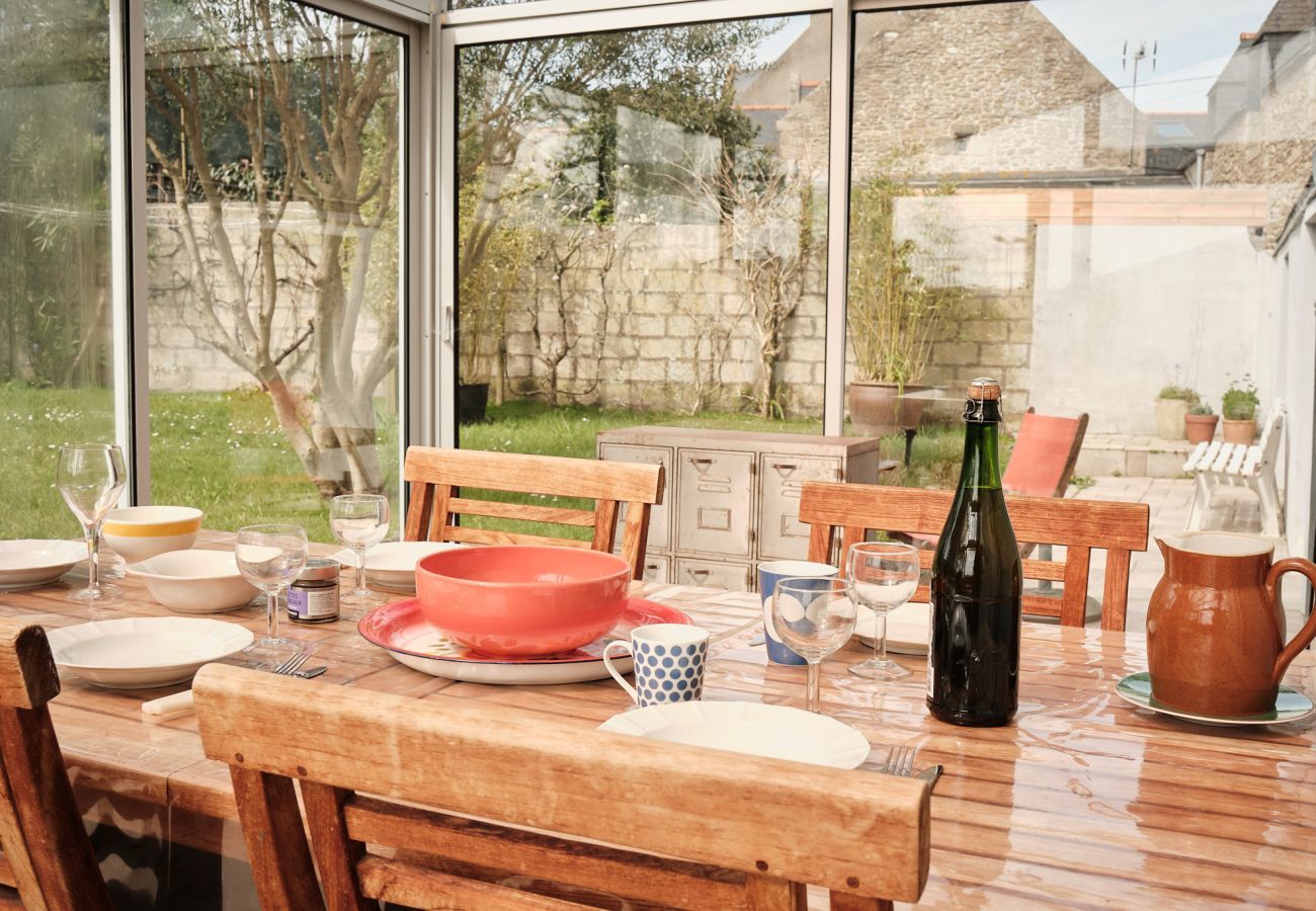 Ferienhaus in Plouguerneau - Charmantes Steinhaus mit Garten in Lilia