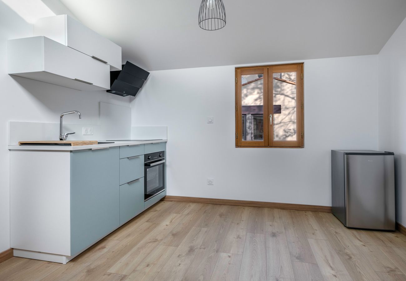 Ferienhaus in La Plaine-sur-Mer - Haus mit Anbau für 11, 800 m vom Meer entfernt