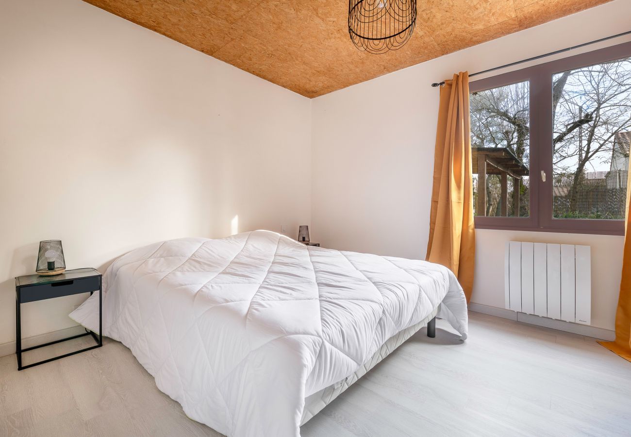 Ferienhaus in La Plaine-sur-Mer - Haus mit Anbau für 11, 800 m vom Meer entfernt