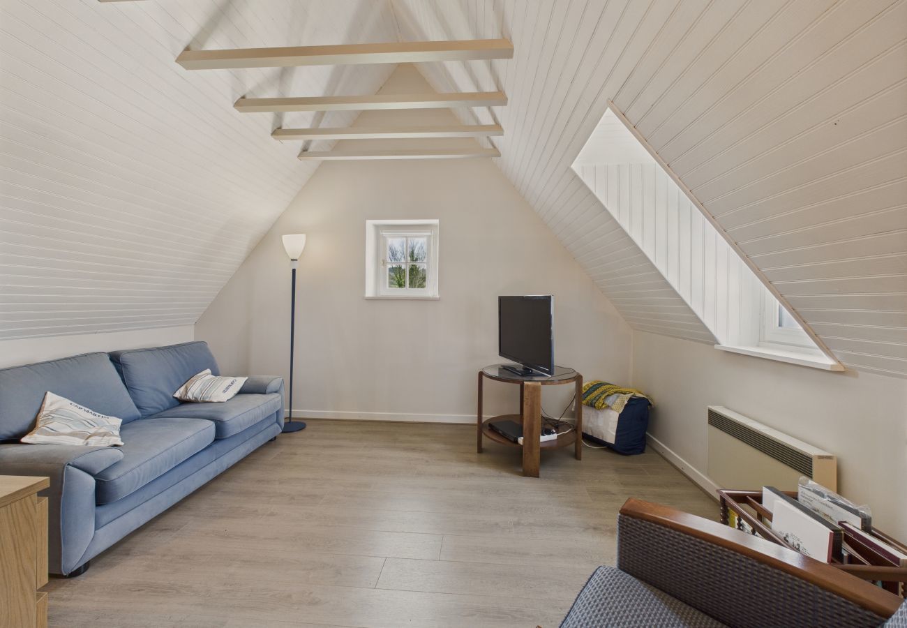 Ferienhaus in Plougrescant - 200 m zum Strand für 8 Erwachsene & 5 Kinder
