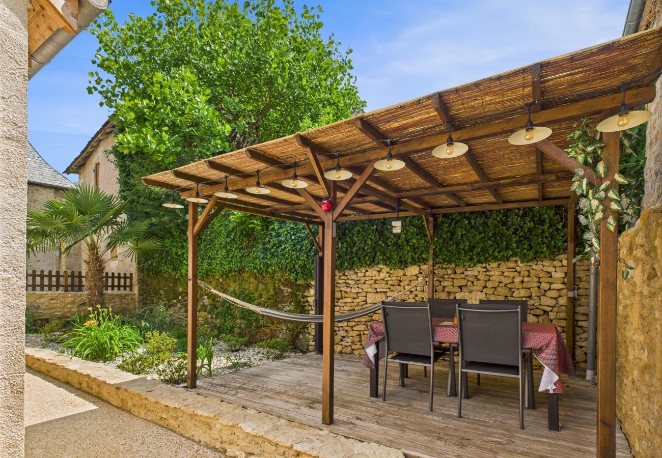Ferienhaus in Auriac-du-Périgord - Kurzurlaub für 2 in Auriac mit gemütlichem Garten