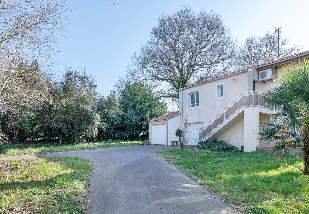 Ferienwohnung in Pornic - Wohnung mit Garten,300m vom Strand entfernt, für 4