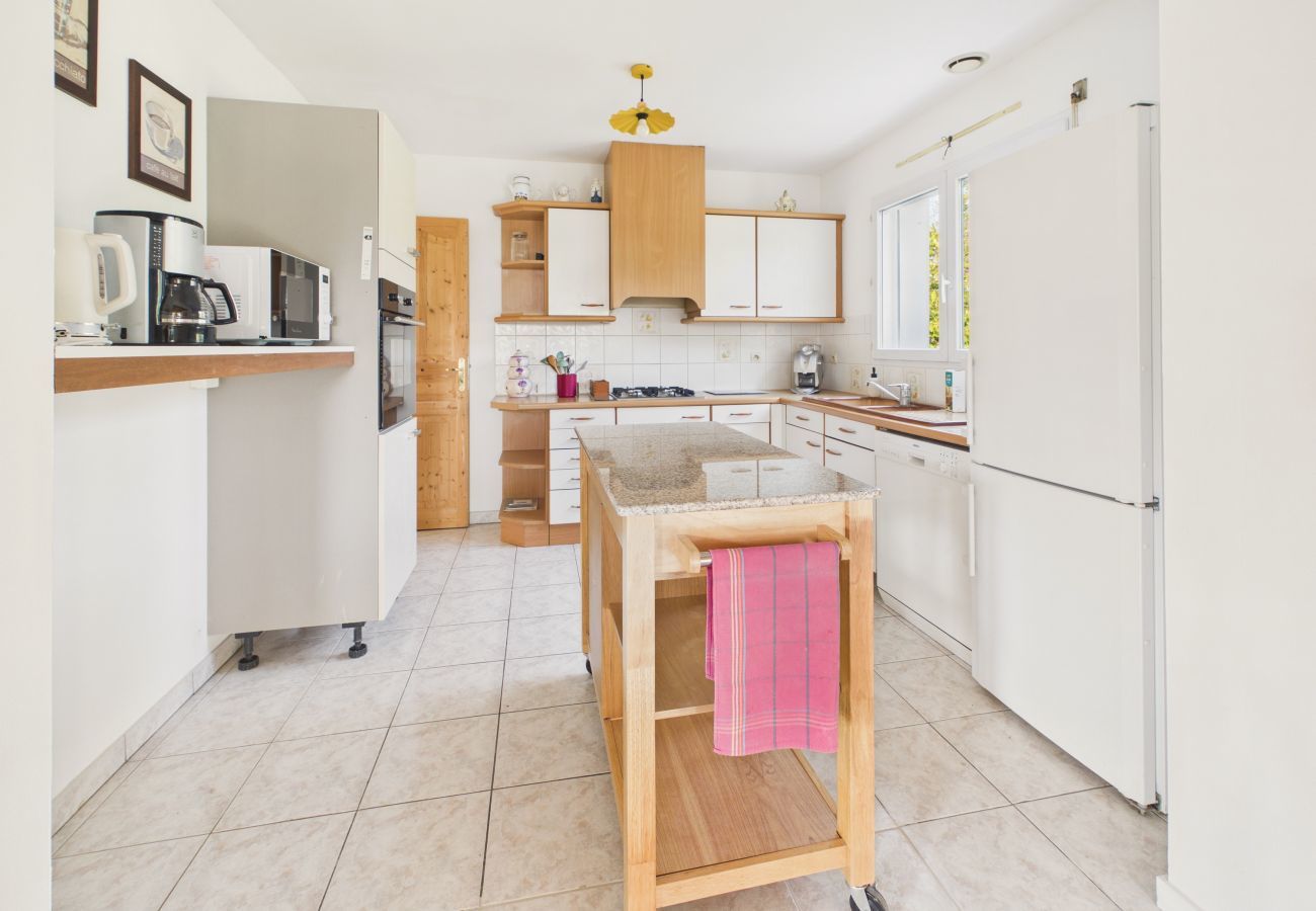 Ferienwohnung in Pornic - Familienhaus 10-300 m vom Strand entfernt + Garten