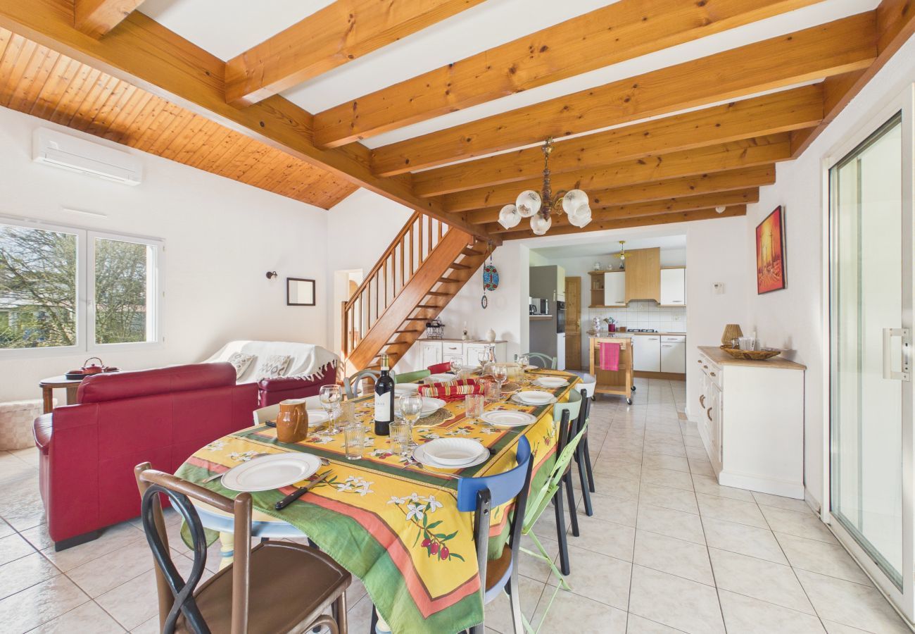 Ferienwohnung in Pornic - Familienhaus 10-300 m vom Strand entfernt + Garten