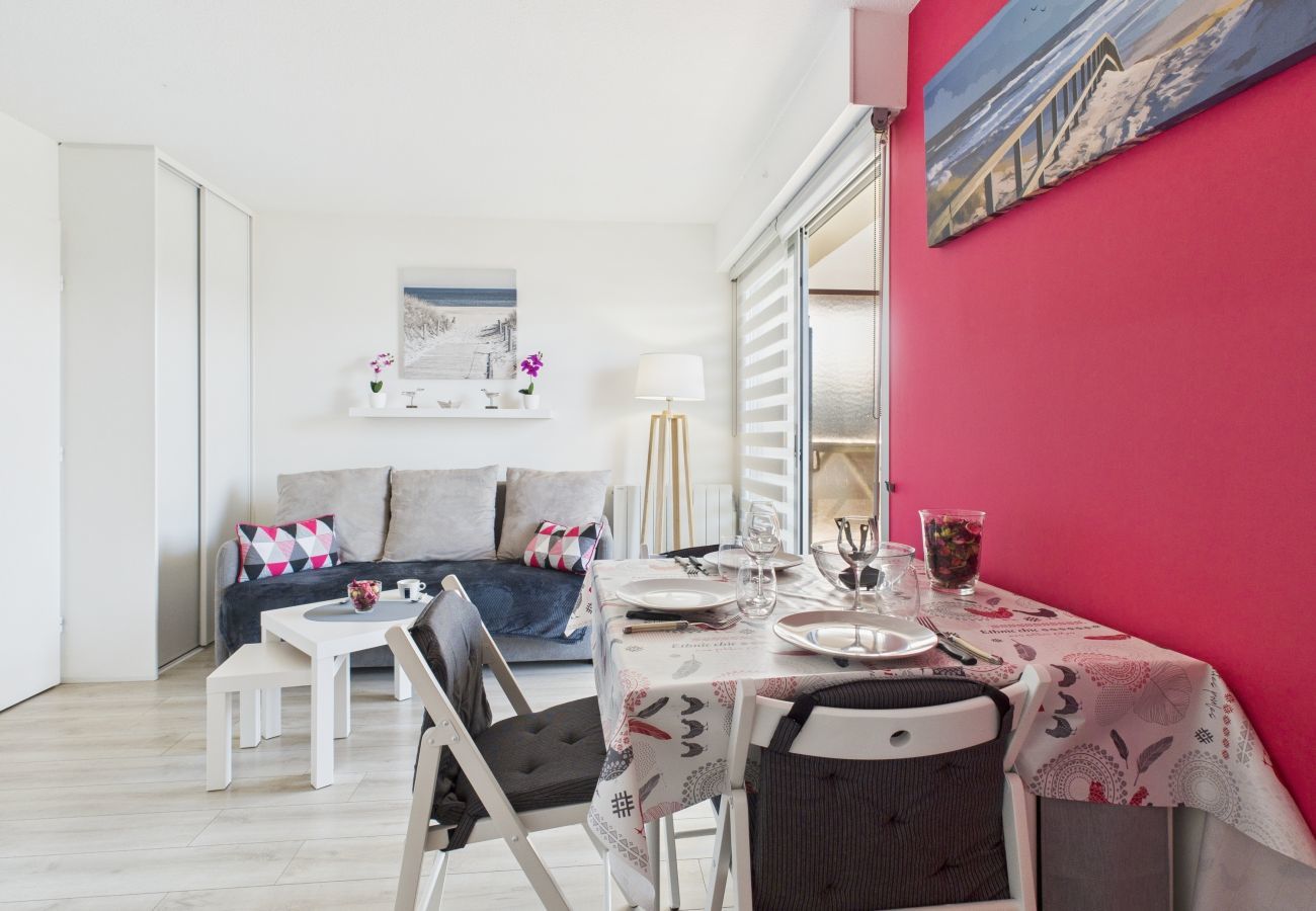 Ferienwohnung in Guérande - Apartment - Balkon mit Aussicht - beheizter Pool