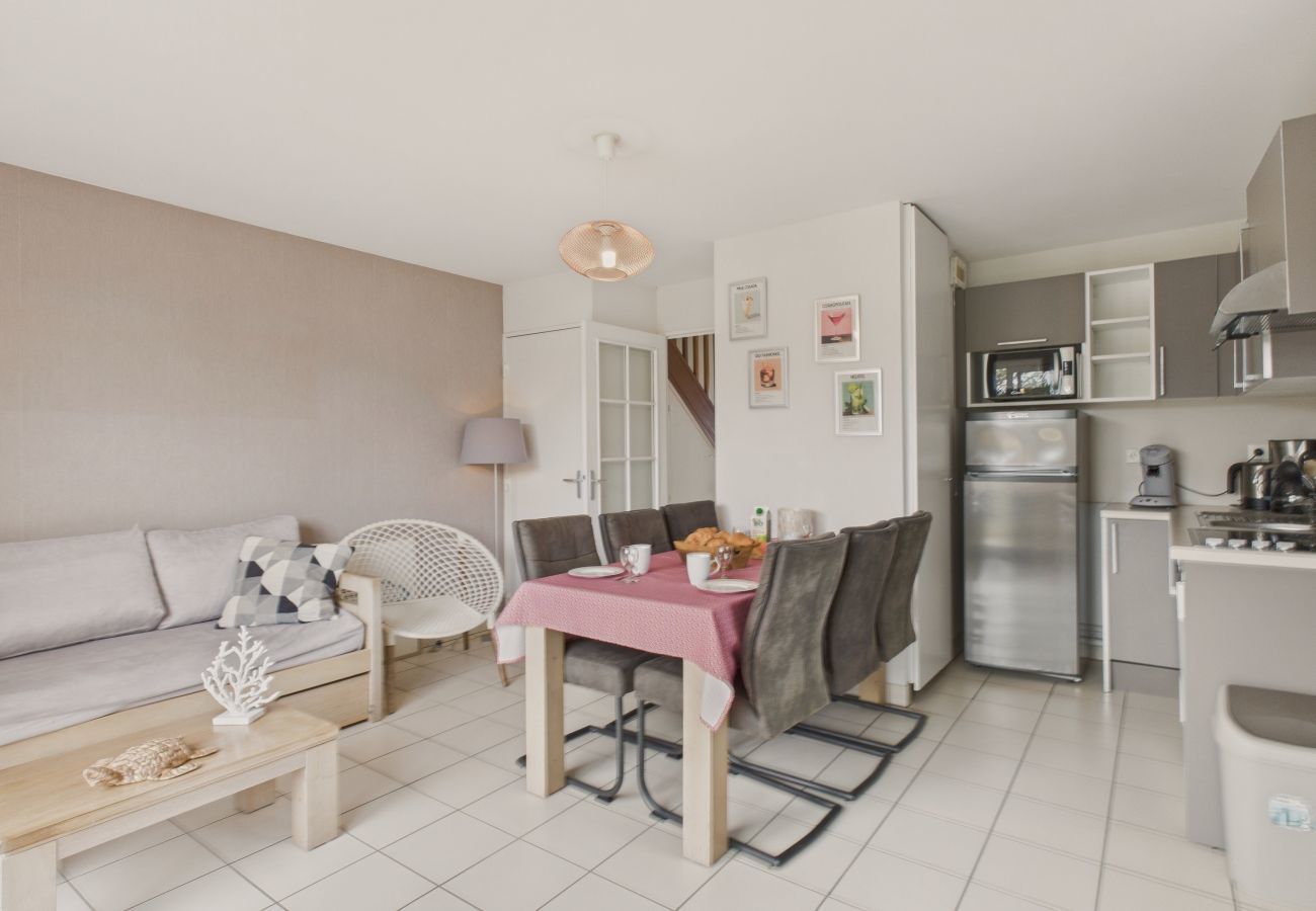 Ferienwohnung in Fréhel - Blick auf den Golf de Fréhel – Beheiztes Schwimmbad